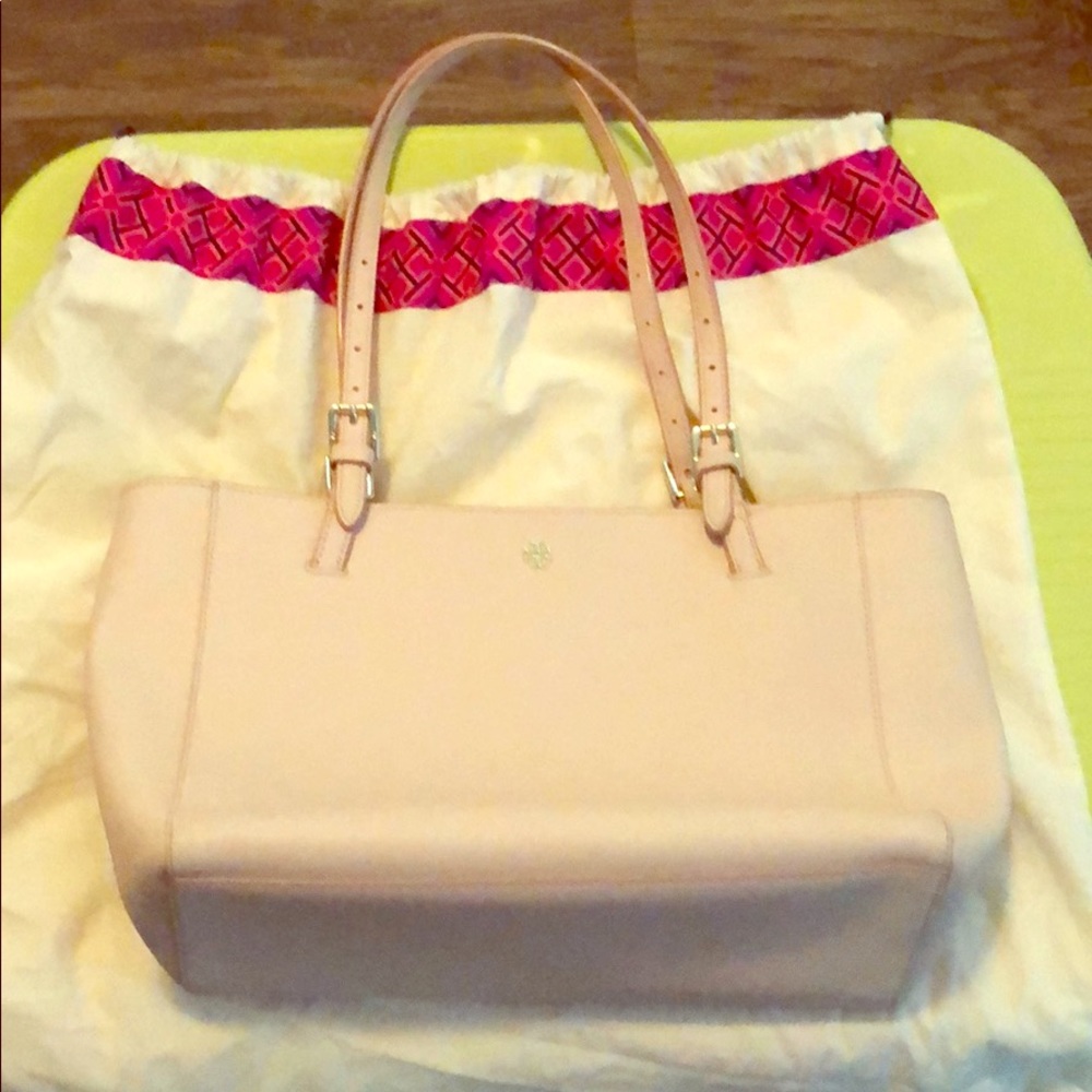 Tory Burch Robinson, small in live oak.